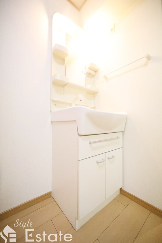 グランツ丸の内の物件内観写真