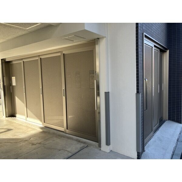 パルティール金山の物件外観写真