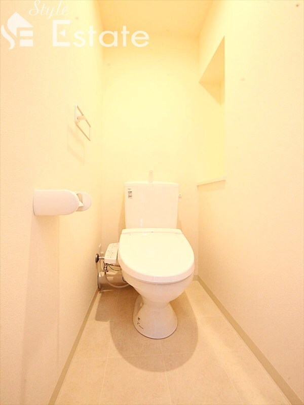 エステシア名駅の物件内観写真