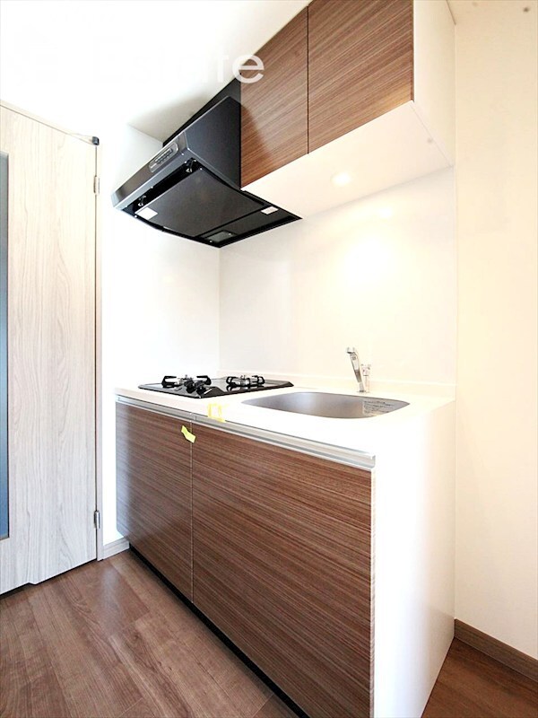 エステシア名駅の物件内観写真