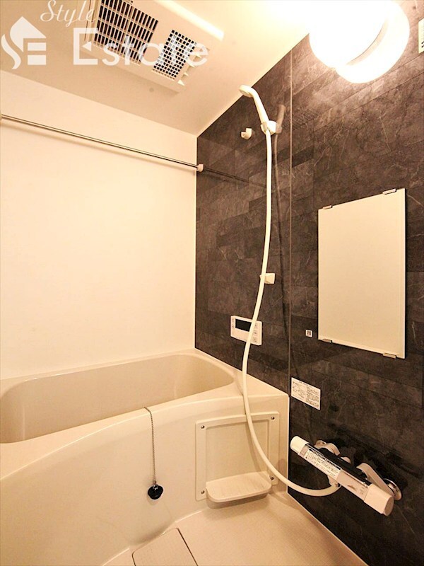 エステシア名駅の物件内観写真