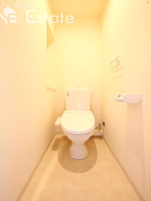 エステシア名駅の物件内観写真