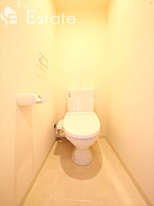 エステシア名駅の物件内観写真