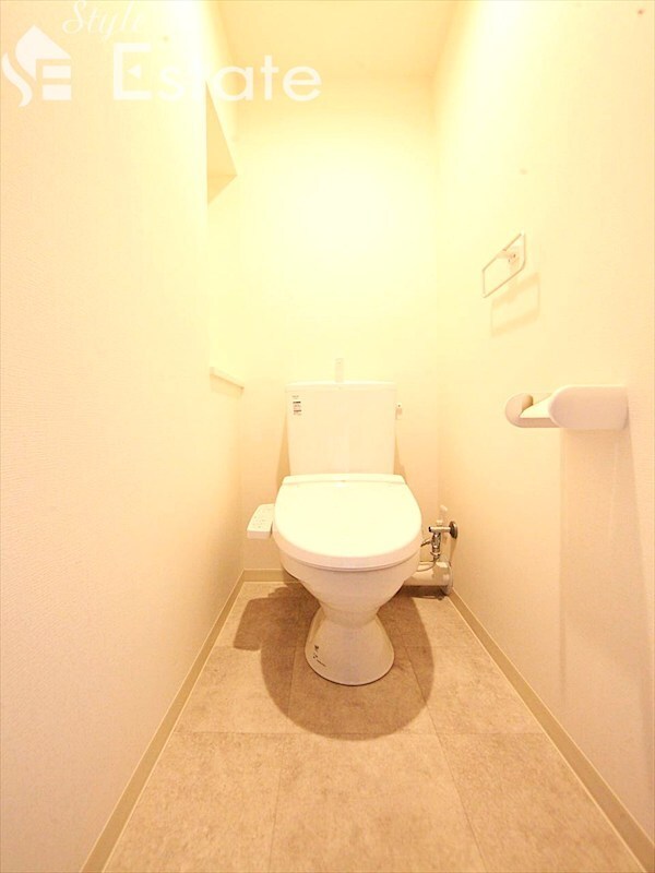 エステシア名駅の物件内観写真