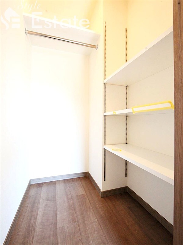 エステシア名駅の物件内観写真