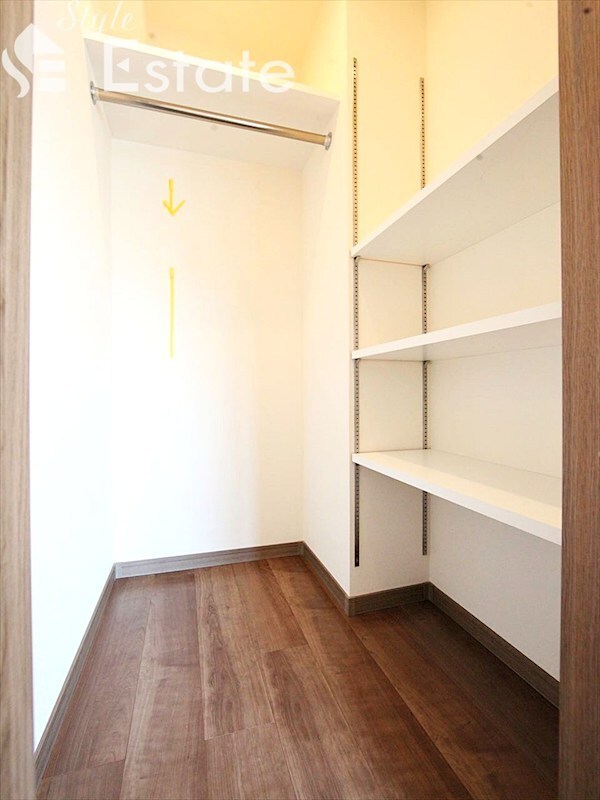 エステシア名駅の物件内観写真