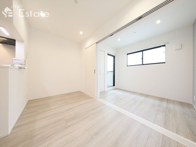 リュクスシティー黄金の物件内観写真