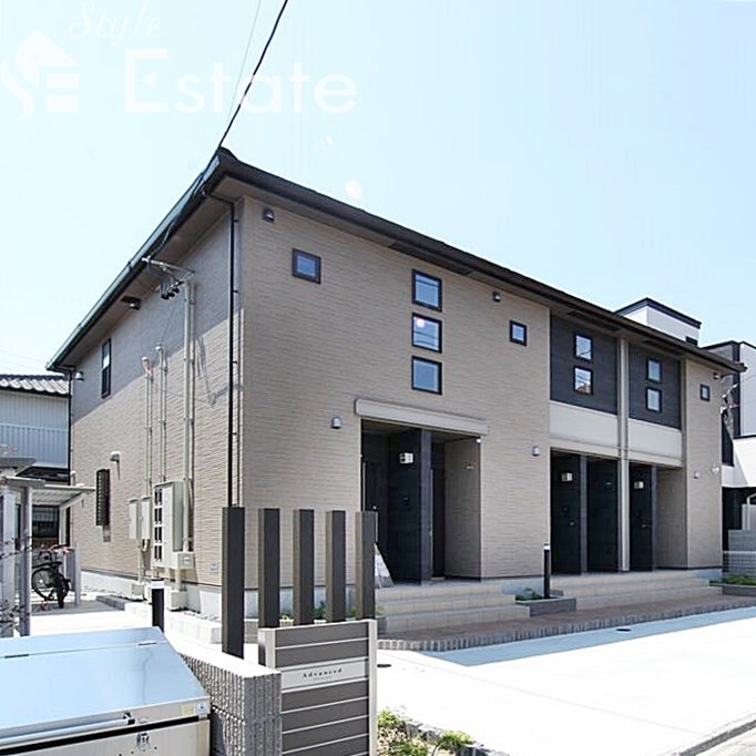 アドバンストの物件外観写真