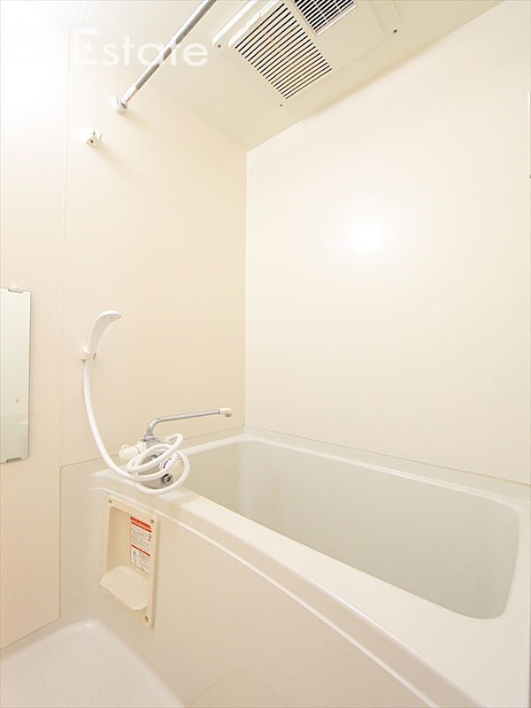 ブルームライフ新栄の物件内観写真