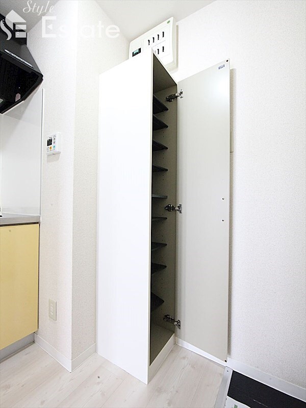 ヴェレーナ大曽根の物件内観写真