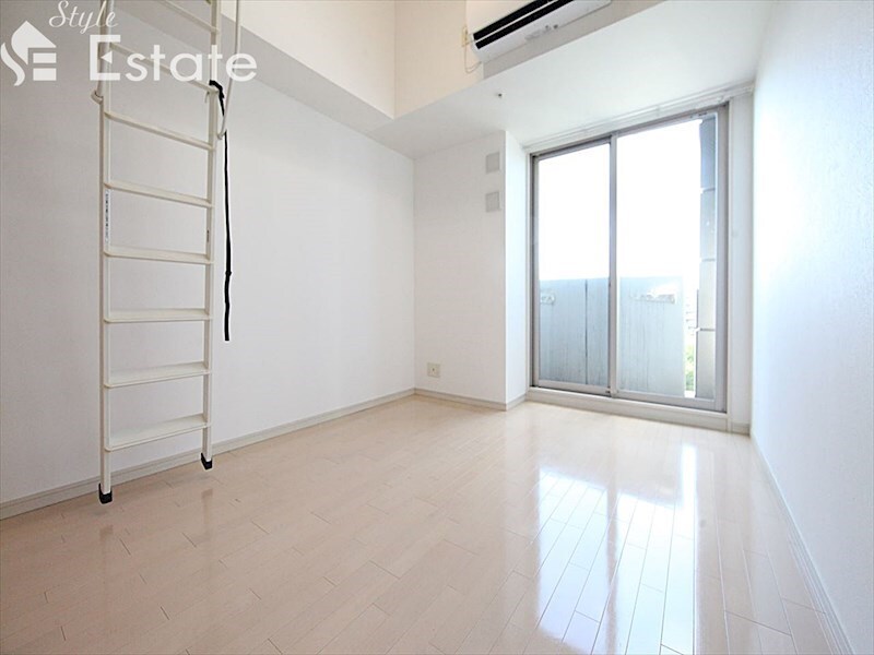 エステムコート名古屋栄デュアルレジェンドの物件内観写真