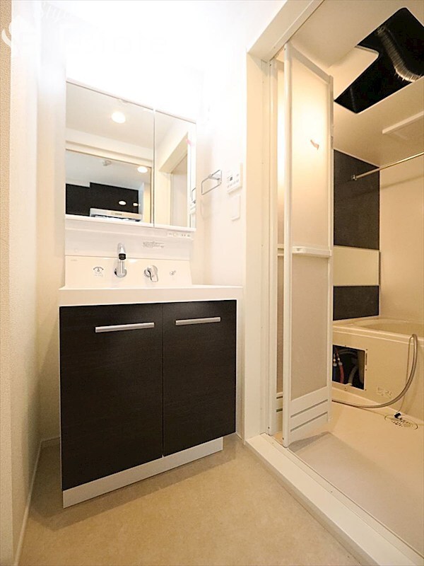 ホワイトメゾン新栄の物件内観写真