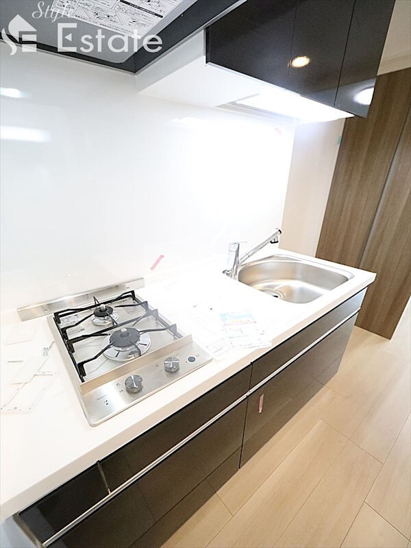 ホワイトメゾン新栄の物件内観写真