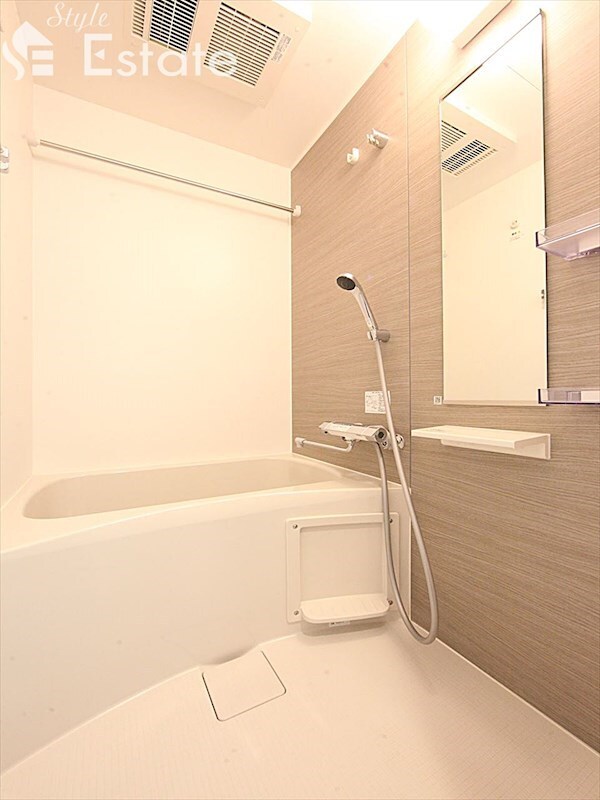 メイクス上前津IIIの物件内観写真