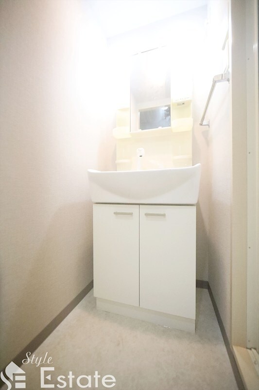 ニーズメゾン新栄の物件内観写真