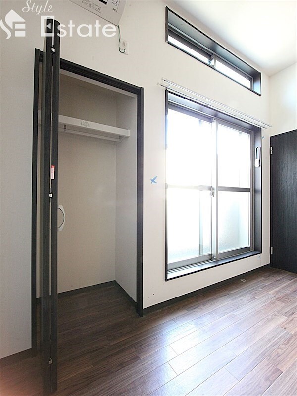 Creo栄生伍番館の物件内観写真