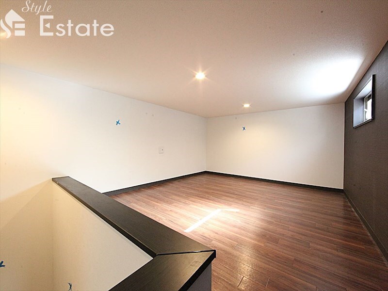 Creo栄生伍番館の物件内観写真