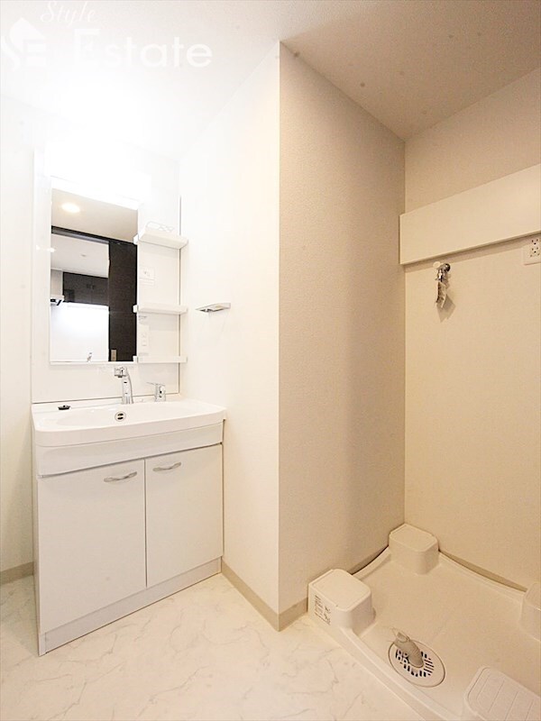 エステムコート名古屋ルノンの物件内観写真