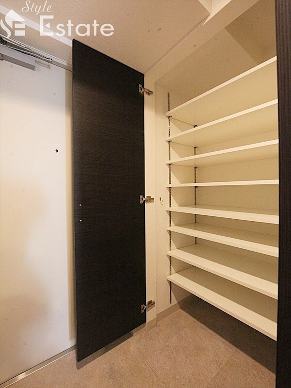 エステムコート名古屋ルノンの物件内観写真