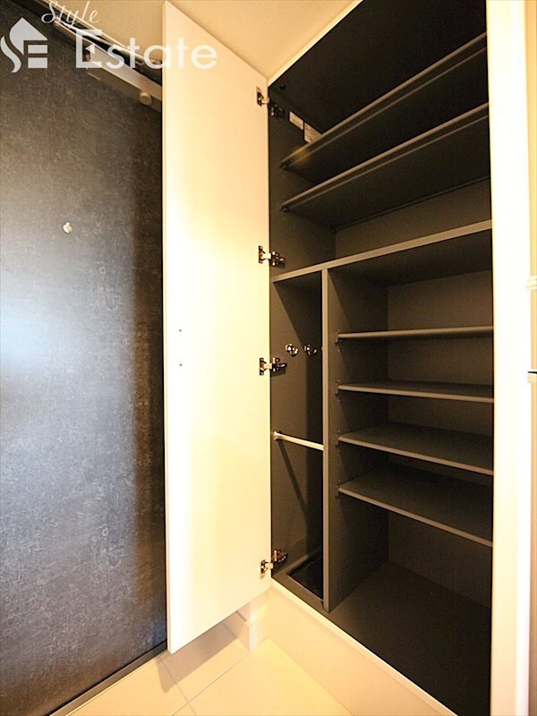 ディアレイシャス浅間町IIIの物件内観写真