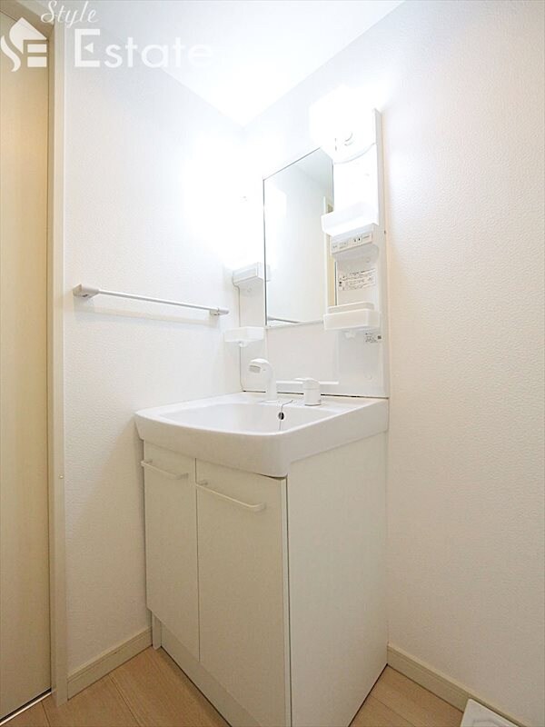 ピーステン名駅南の物件内観写真