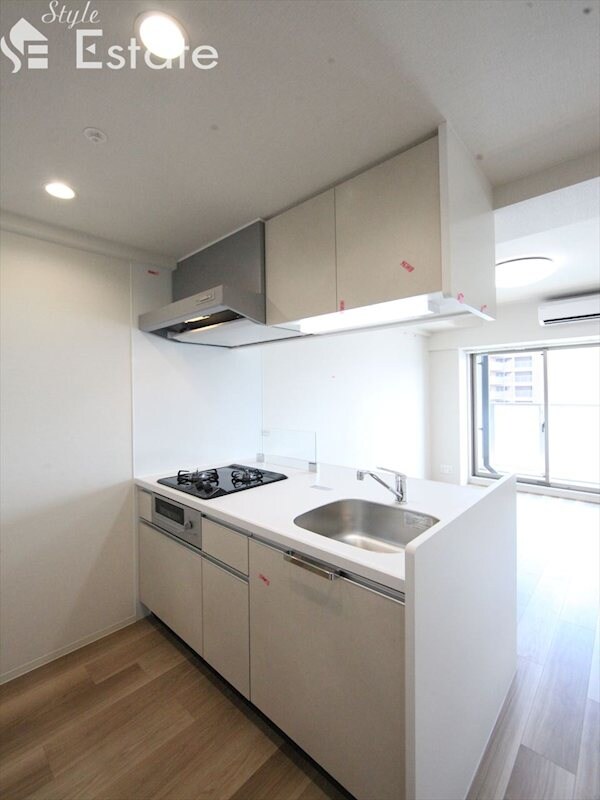 プレサンス高畑ルミアの物件内観写真