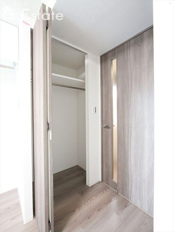 プレサンス高畑ルミアの物件内観写真