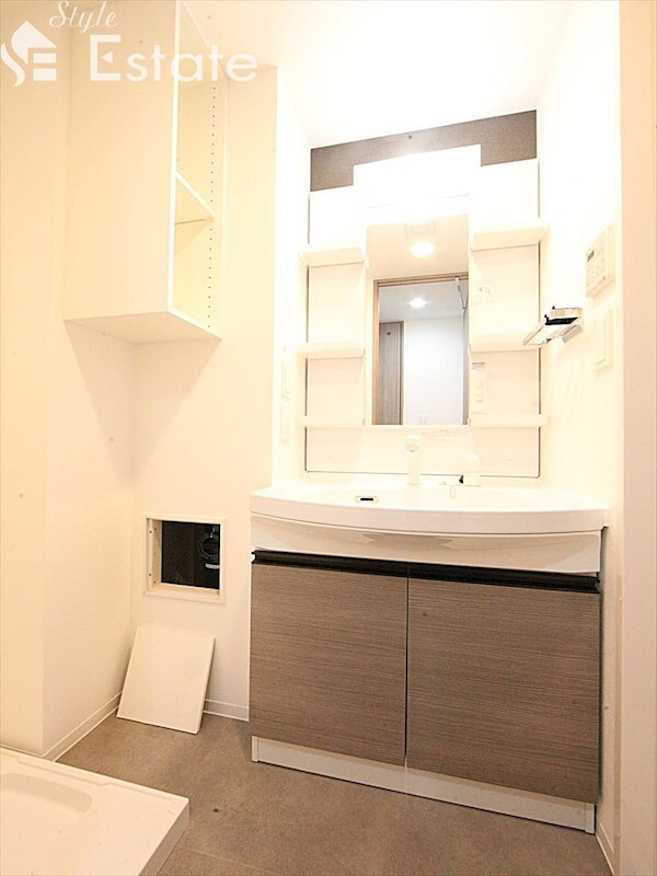 ルネフラッツ庄内通駅前の物件内観写真