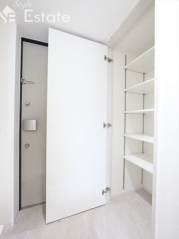 ルネフラッツ庄内通駅前の物件内観写真