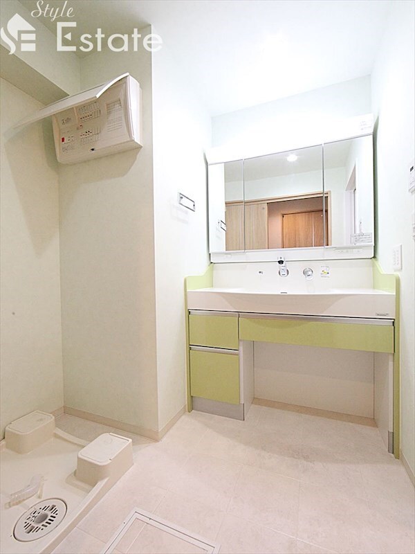 グランルクレ新栄イーストの物件内観写真