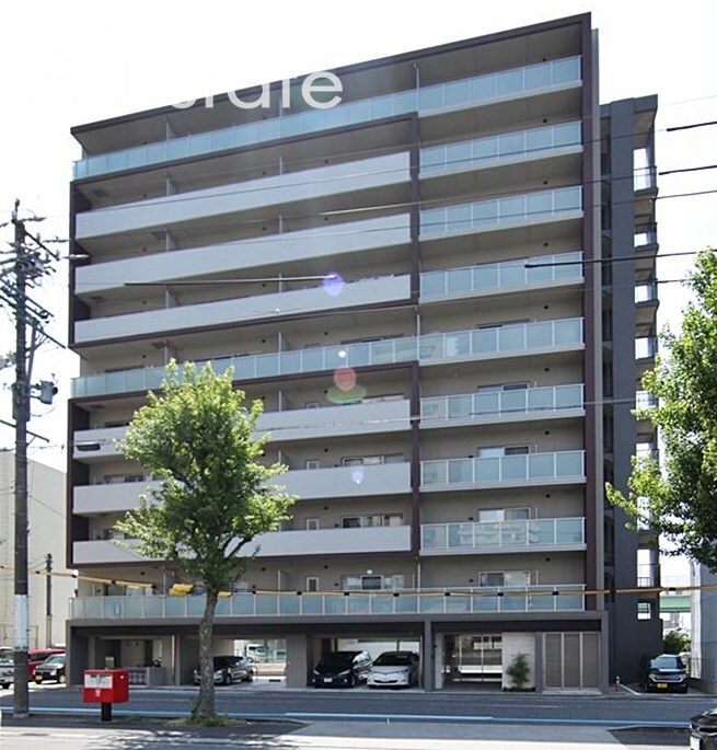 ルーエ金山の物件外観写真