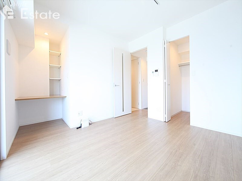 ルーエ金山の物件内観写真