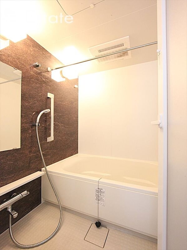 グランシャトゥ那古野の物件内観写真