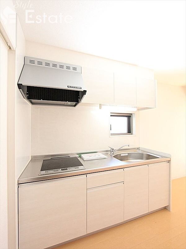 グランシャトゥ那古野の物件内観写真