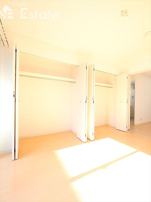 グランシャトゥ那古野の物件内観写真