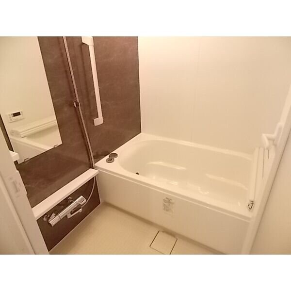 グランシャトゥ那古野の物件内観写真