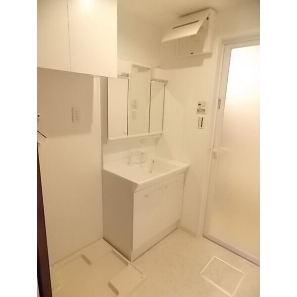 グランシャトゥ那古野の物件内観写真