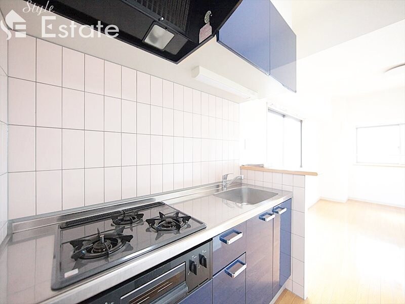 クイーンズ・スクエアの物件内観写真