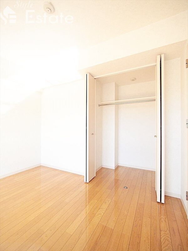 クイーンズ・スクエアの物件内観写真