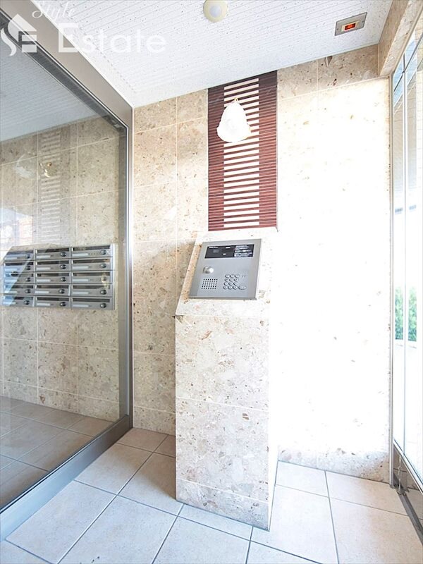 クイーンズ・スクエアの物件内観写真