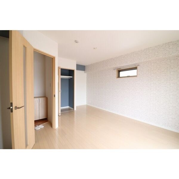 ウィングコート徳川の物件内観写真