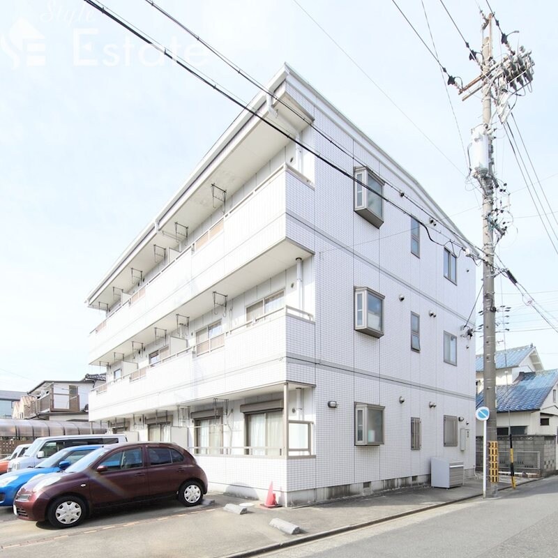 ラ・フォンテカーラの物件外観写真