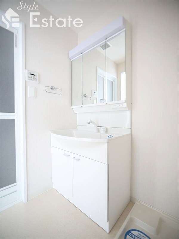 ブルームライフ八田駅前の物件内観写真