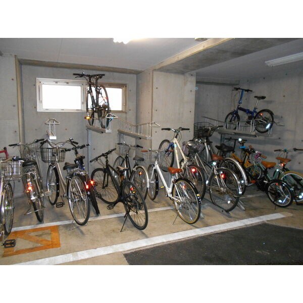 アビタシオン鶴舞の物件内観写真