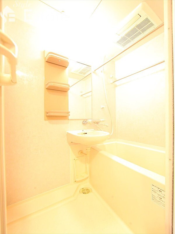 パルティール鶴舞の物件内観写真