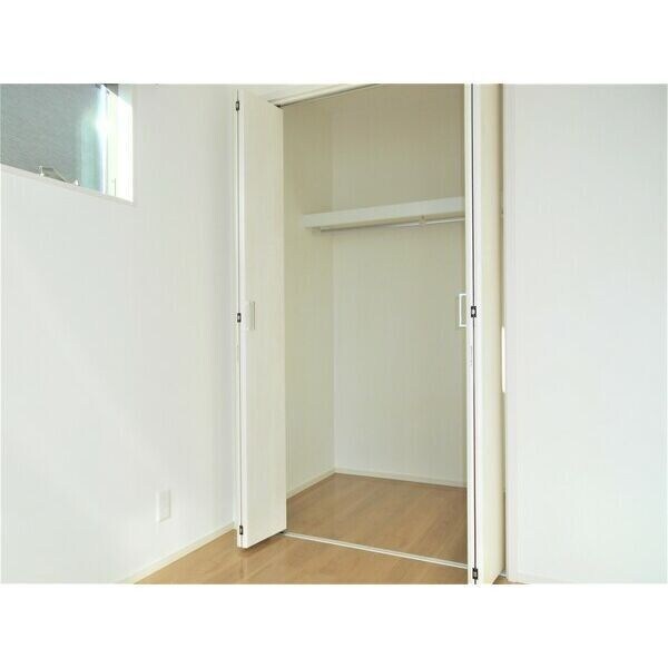 LUXE.STYLE辻町EASTの物件内観写真