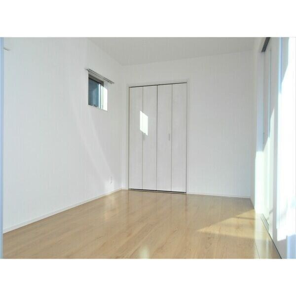 LUXE.STYLE辻町EASTの物件内観写真