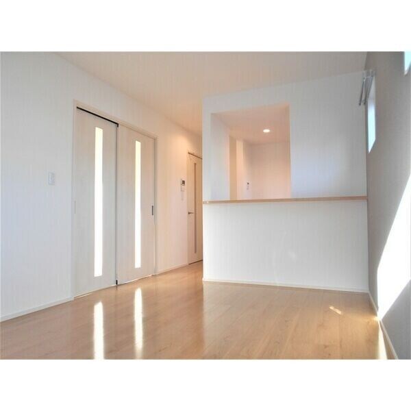 LUXE.STYLE辻町EASTの物件内観写真