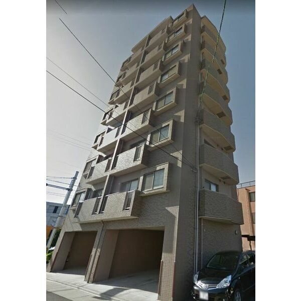 クイーンズ・スクエアの物件外観写真