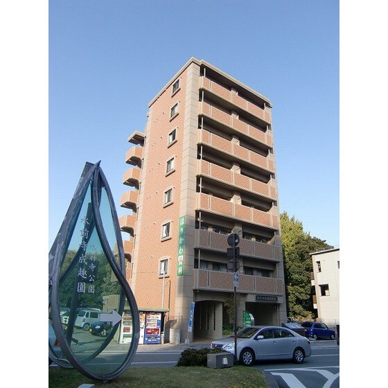 LA PAISIBLE(ラ・ペジブル)の物件外観写真